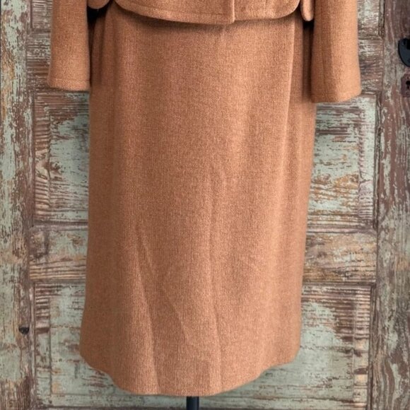 Vintage 1950s–1960s Lilli Ann Wool Suit with Detachable Mink Collar - Picture 3 of 12